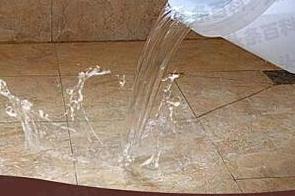 古丈漏水维修 免砸砖防水材料该如何施工